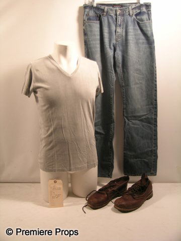 What to Expect Marco (Chase Crawford) Costume: From the 2012 romantic-comedy 'What to Expect When You're Expecting, 'this is a screen worn, hero Marco (Chace Crawford) three piece wardrobe ensemble. The costume consists of a pale grey V-neck t-shi