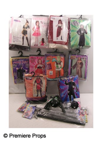 Lot of Packaged Costumes: Lot of costumes that includes: (1) horror robe, (1) Childs pretty princess costume, (1) childs Shrek costume, (1) princess and thieves costume, (1) venetian sorceress costume, (1) childs deluxe red ri