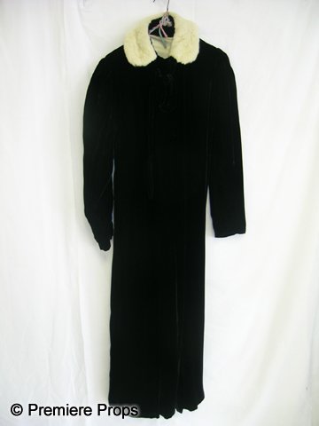 1940's Velvet Coat with Mink Trim: 1 gorgeous 1940's velvet coat with mink trim.