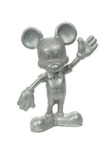 Mickey Mouse Disneyland Statue: This is a highly collectable original 1960's Disneyland Park "Bad Cast" Mickey Mouse statue. "Disney Studios" is engraved on the bottom of the statues foot. (Approx. 6" x 4.5" x 2.5")