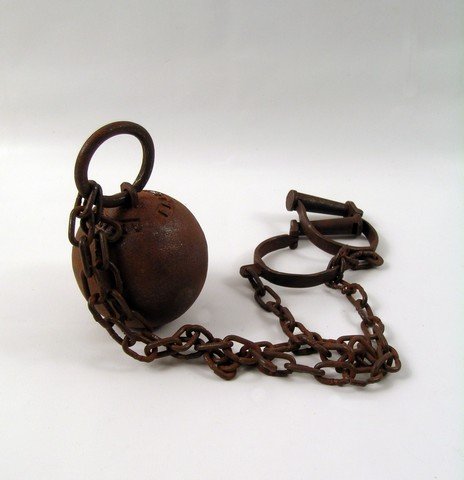 Escape From Alcatraz Ball And Chain Prop: From the true story of one of the only successful escapes from Alcatraz, which helped lead the way to the closing of this horrid prison, this is an extremely heavy and realistic old style prisoner's "
