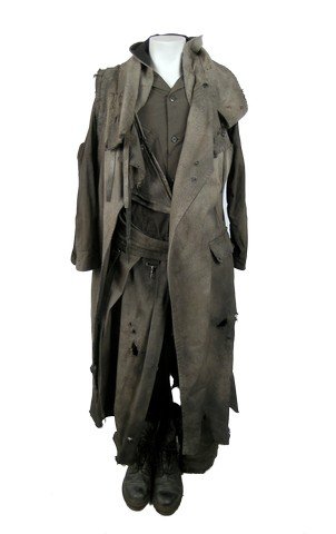 Falling Skies Cochise (Doug Jones) Movie Costumes: Cochise’s (Doug Jones) screen worn outfit in Season 4, Episode 4. Moderate wear. Cochise epitomizes the Volm sensibility with his long trench coat, utility belt with front apron, and military motif 