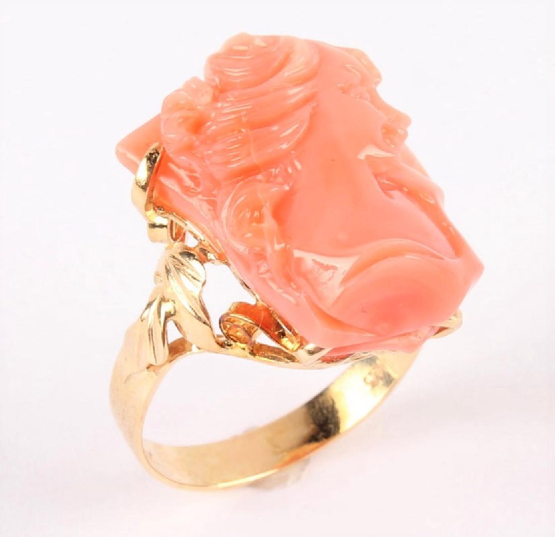 LADIES 14K YELLOW GOLD RED CORAL CAMEO RING (1 of 5)