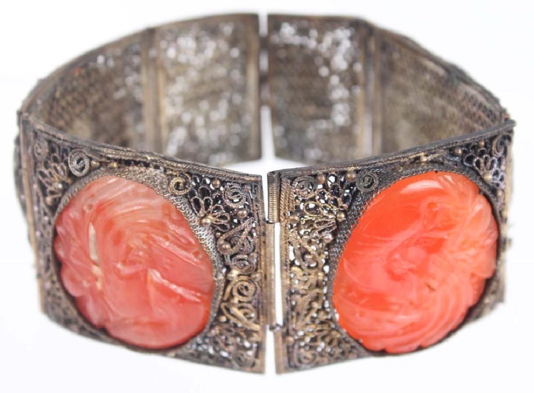 20TH CENTURY CARNELIAN FILIGREE SILVER BRACELET: 20TH CENTURY CARNELIAN FILIGREE SILVER BRACELET 20th century Chinese carnelian bracelet set in 900 silver. Size: 8"