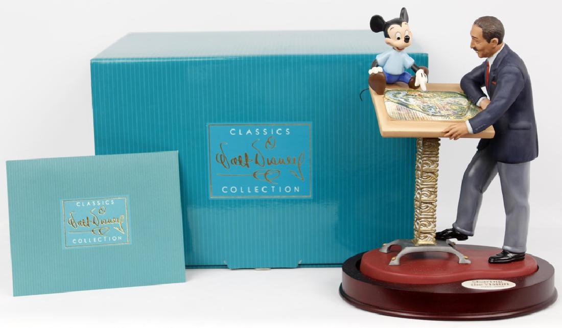 CLASSIC WALT DISNEY COLLECTION - WALT AND MICKEY (1 of 4)
