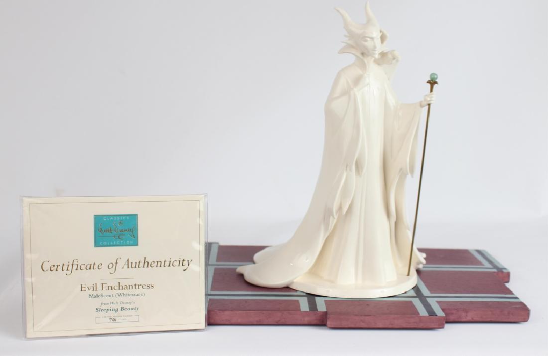 CLASSIC WALT DISNEY COLLECTION - MALEFICENT (1 of 6)