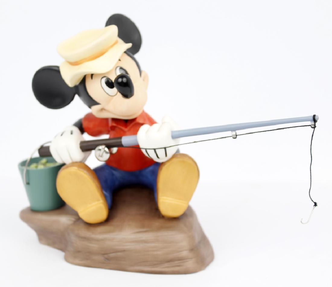 CLASSIC WALT DISNEY COLLECTION - MICKEY MOUSE (1 of 4)
