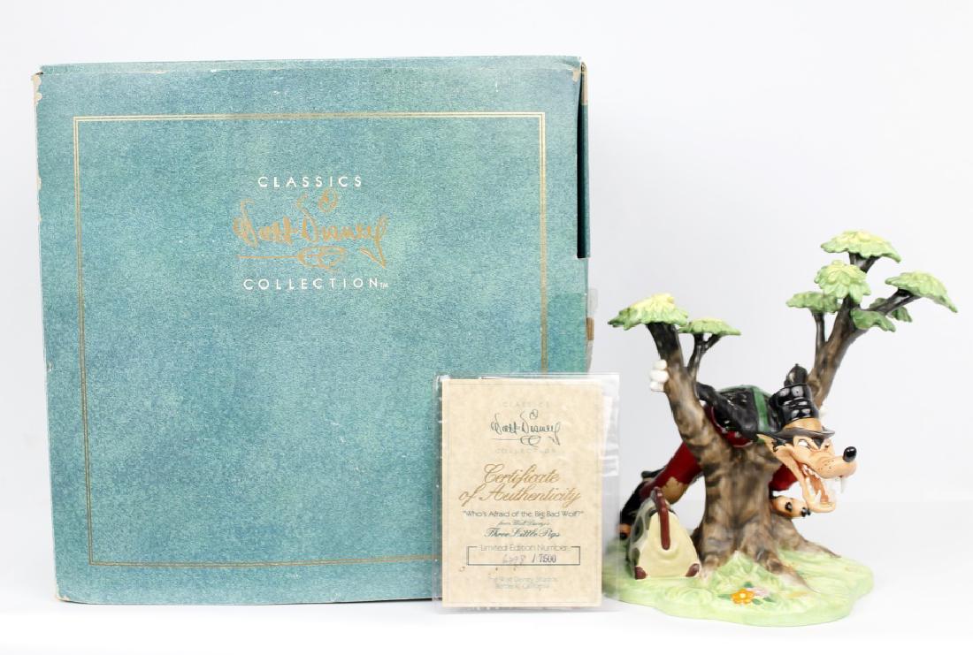 CLASSIC WALT DISNEY COLLECTION - THREE LITTLE PIGS (1 of 4)