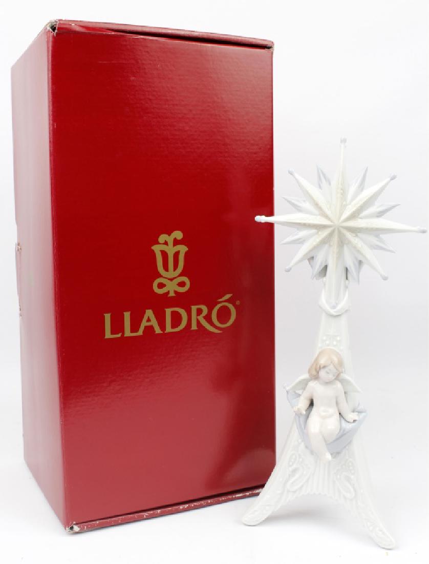 LLADRO PORCELAIN CANDLEHOLDER ANGELIC LIGHT (1 of 3)
