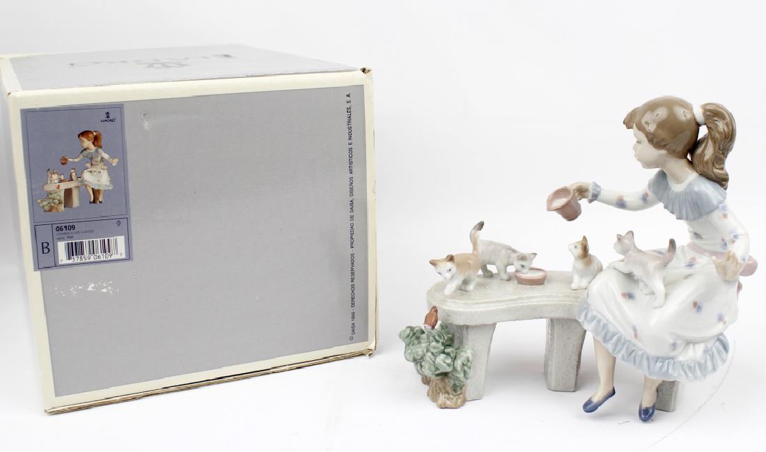 LLADRO PORCELAIN FIGURINE MEAL TIME 6109 (1 of 3)