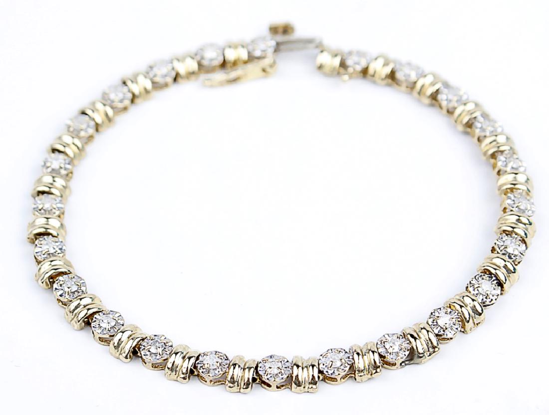14K YELLOW GOLD AND DIAMOND TENNIS BRACELET: 14K YELLOW GOLD AND DIAMOND TENNIS BRACELET 14K yellow gold tennis bracelet with prong setting diamonds interchanging with the gold links, (24) .03CT diamonds, .72CTTW Weight: 9.2