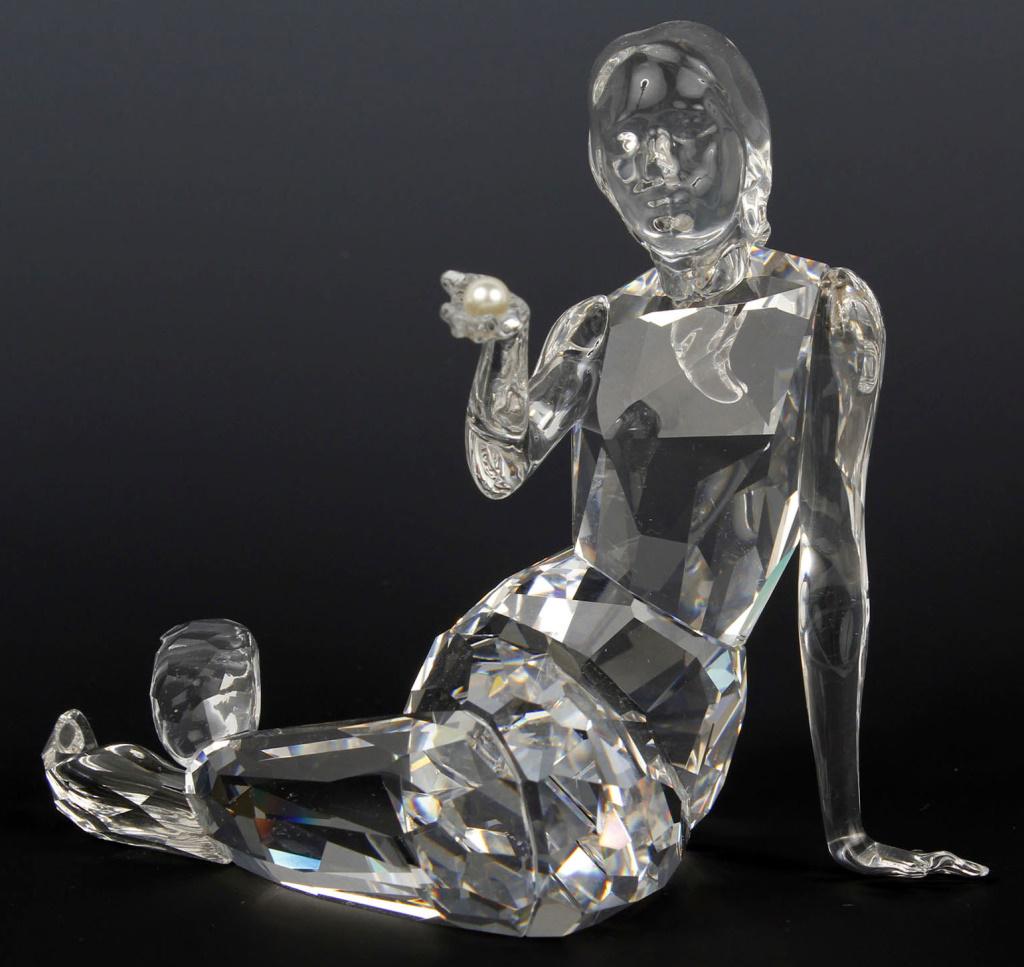SWAROVSKI CRYSTAL COLLECTION MERMAID FIGURINE: SWAROVSKI CRYSTAL COLLECTION MERMAID FIGURINE Swarovski crystal collection "Mermaid" figurine. Number 9100 NR 000 020.