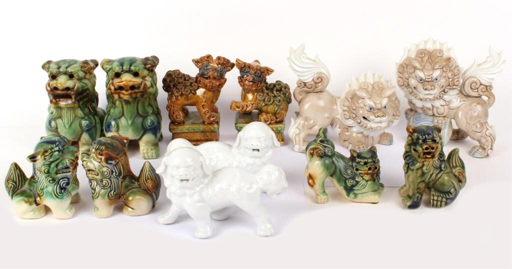 CHINESE PORCELAIN FOO DOGS - LOT OF 12: CHINESE PORCELAIN FOO DOGS - LOT OF 12 Chinese porcelain foo dogs - lot of 12. Includes 5 matching pairs and 2 individual. Size: Tallest 7"