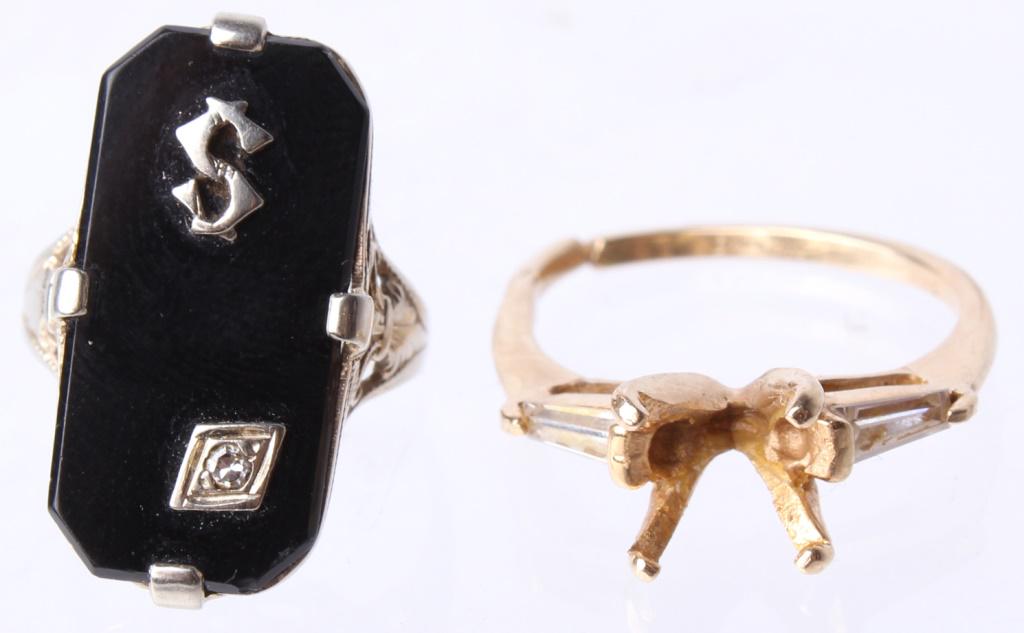 14K YELLOW & WHITE GOLD LADIES RINGS - LOT OF 2: 14K YELLOW & WHITE GOLD LADIES RINGS - LOT OF 2 14k white gold ladies filigree ring with black onyx and a .01ct diamond and one 14k yellow gold damaged ladies ring without stone. Weight: 5.5 Grams Siz