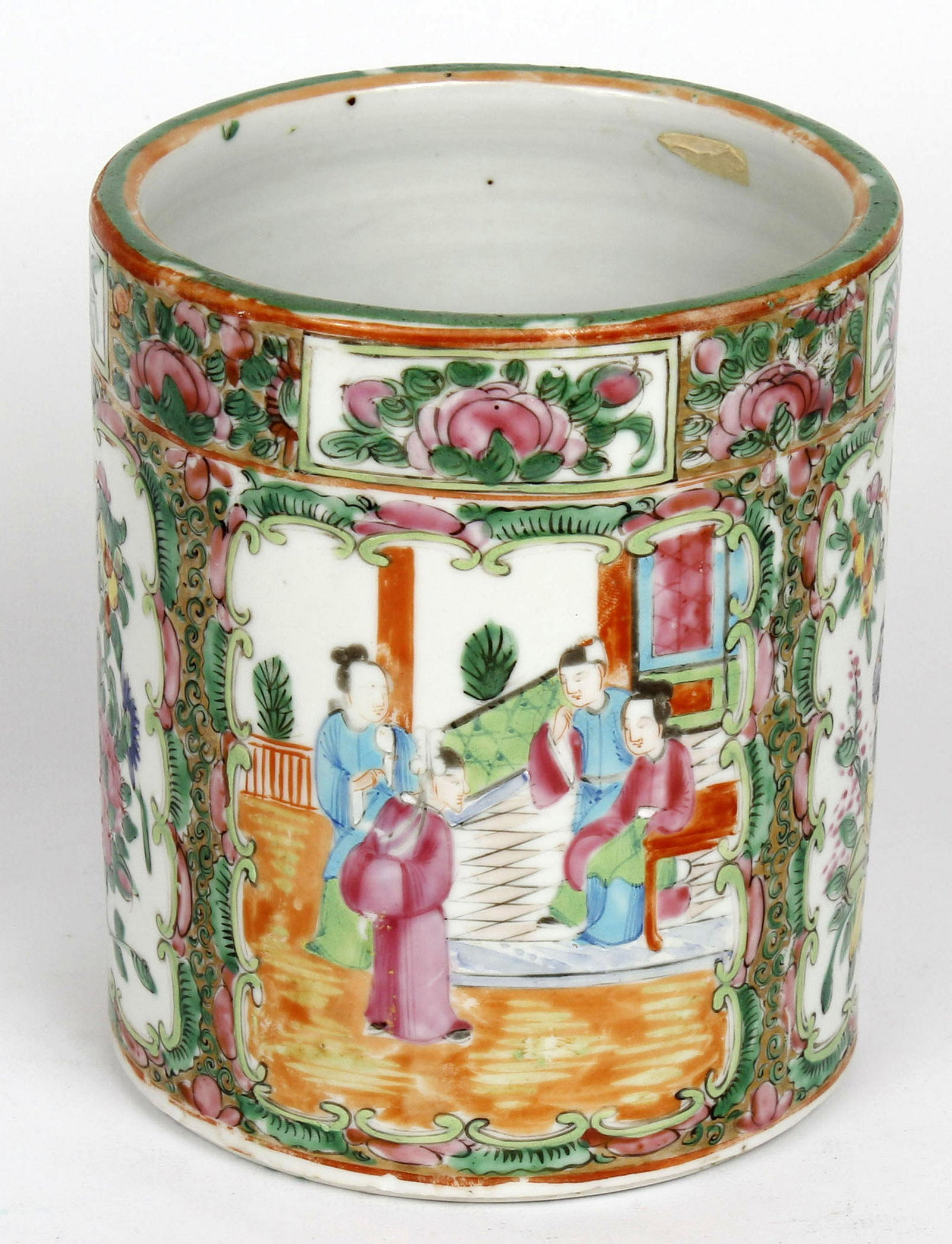 CANTONESE FAMILLE ROSE BRUSH POT: China, late Qing dynasty period, ca late 19th century or early 20th century. This is an antique, “Rose Medallion”, porcelain, brush pot or vase. It is an unsigned piece with nothing stamped on the