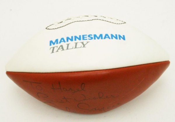 SIGNED GALE SAYERS FOOTBALL - THE KANSAS COMET: SIGNED GALE SAYERS FOOTBALL - THE KANSAS COMET Autographed football. Gale Sayers is a member of both the college and pro football halls of fame. He played his entire NFL career with the Chicago Bears 