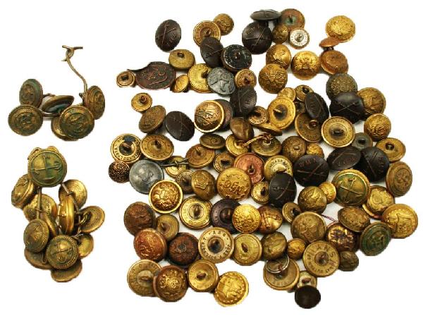 MIXED LOT OF MILITARY BUTTONS INCLUDING CIVIL WAR: MIXED LOT OF MILITARY BUTTONS INCLUDING CIVIL WAR Good vintage button lot of over 100 buttons to include: Civil war navy and post war. Eagle "I" (infantry) and eagle and shield. National Guard. GAR. W