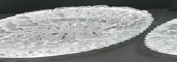 LALIQUE FROSTED ART GLASS OAK LEAF PLATTER tray: LALIQUE FROSTED ART GLASS OAK LEAF PLATTER tray Large, heavy platter, signed "Lalique, France"; 24 x 13.25 inches. Size: 24" x 13.25" Condition: VGC EST. $600-1000
