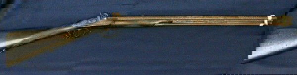 CONFEDERATE PERCUSSION MUSKET FROM GETTYSBURG: CONFEDERATE PERCUSSION MUSKET FROM GETTYSBURG Reputedly picked up from the Gettysburg battlefield in 1875. Near to Culps Hill. The musket is in excavated condition. Size: NA Condition: Relic EST. $500