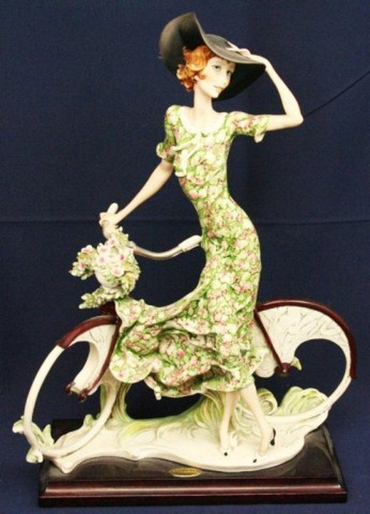 GIUSEPPE ARMANI - The Bicycle - Spring 539C: GIUSEPPE ARMANI - The Bicycle - Spring 539C The Bicycle - Spring 539C. No box or papers. Size: 15 inches Condition: VGC Est. 200-400