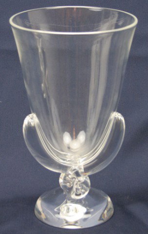 STEUBEN GLASS FLOWER VASE #7913: STEUBEN GLASS FLOWER VASE #7913 Steuben Glass footed Flower Vase. Item 7913. George Thompson design. Signed "Steuben" to the base. Size: 8.75" tall, 5" diameter Condition: VGC Est. $200 - 300