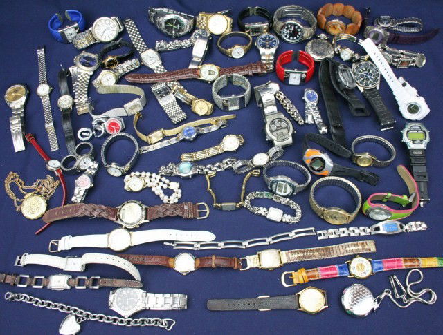 60+ MEN AND WOMEN WATCHES: 60+ MEN AND WOMEN WATCHES Huge lot of mostly quarts men and women wrist and pocket watches. Including Wagner, Fossil, Milan, Wittnauer, Geneva, Gruen, Seiko, Tag, and Timex. Some have broken bands and