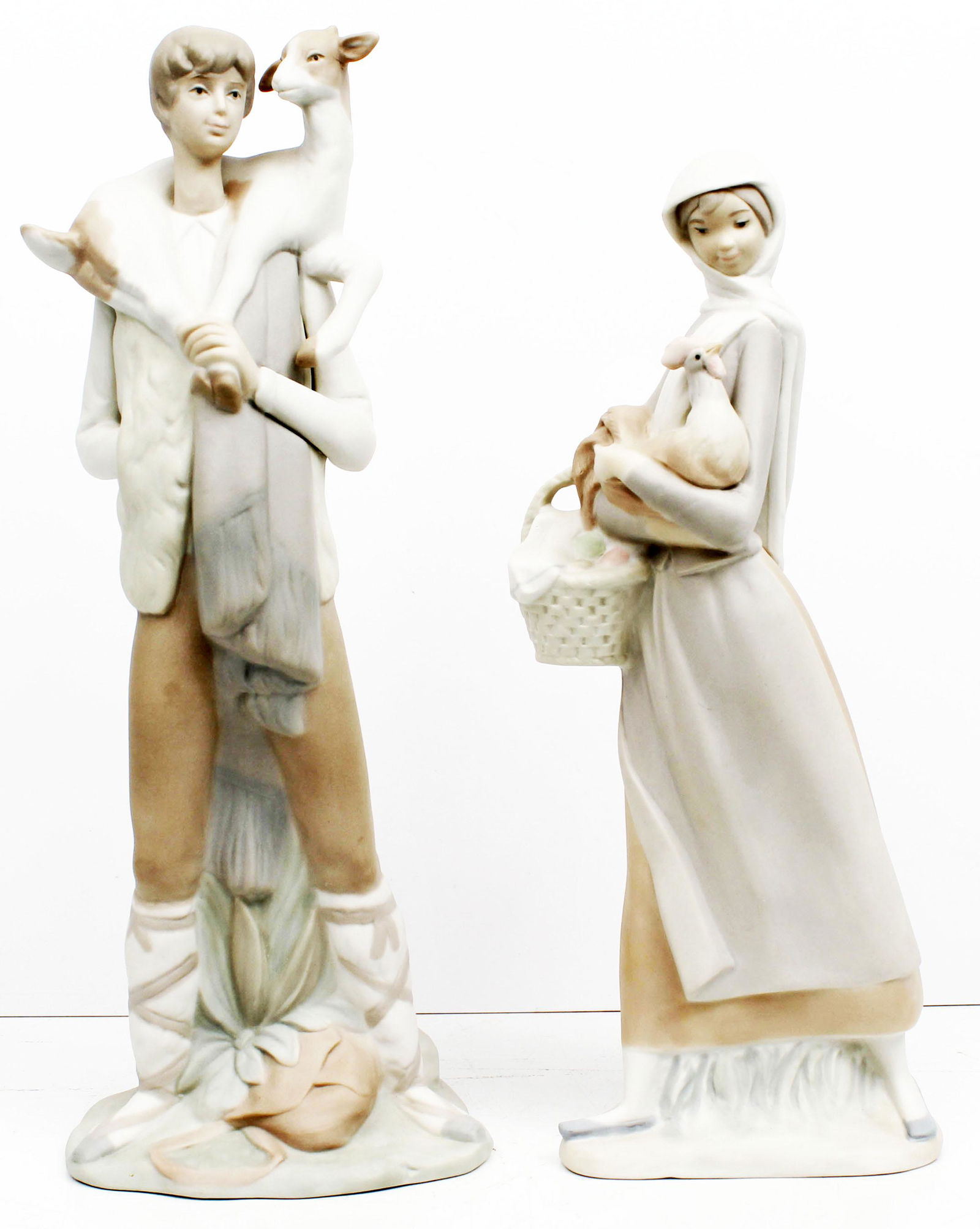 LOT LLADRO  BOY WITH GOAT/ GIRL WITH ROOSTER (1 of 3)