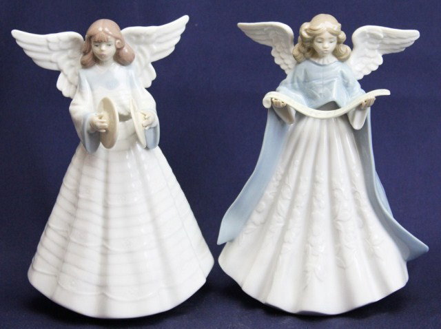 LOT OF 2 LLADRO LIMITED EDITION ANGEL TREE TOPPERS: LOT OF 2 LLADRO LIMITED EDITION ANGEL TREE TOPPERS #01005876 "Angelic Cymbalist," Issue Year: 1992, Retirement year: 1993. #01005719 "Angel Tree Topper", Issue Year: 1990, Retirement year: 1990. Both 