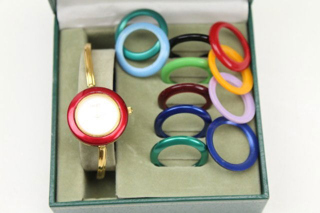gucci watch interchangeable bezels