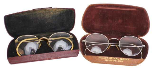 2 PAIRS OF ANTIQUE MENS GOLD FILLED GLASSES: 2 PAIRS OF ANTIQUE MENS GOLD FILLED GLASSES Lot of 2 men's gold-filled glasses. Both in hard cases. Perfect old-school appearance for the individual or for performance. Condition: VGC Est.20-40