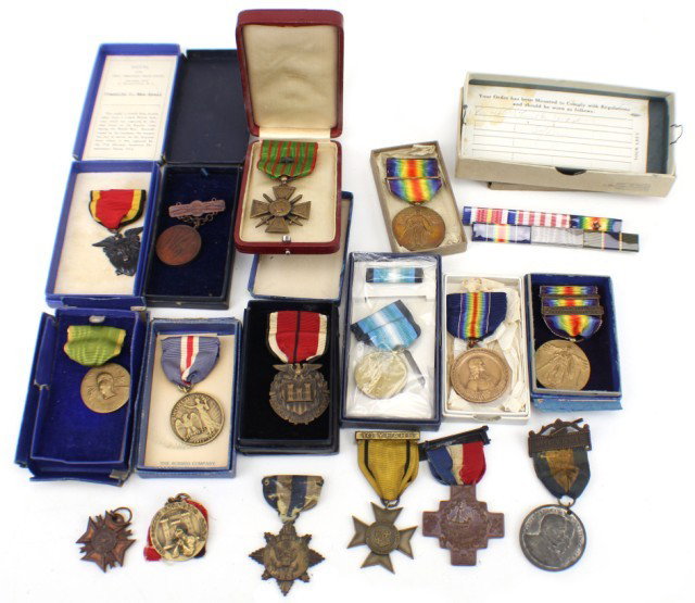 MIXED GROUP MILITARY MEDAL LOT OF 16: MIXED GROUP MILITARY MEDAL LOT OF 16 Military medals from the late 1890s through WW2. Various US and European countries included. Souvenir of Manilla Bay 1898. 29th Div AEF. Maryland NG 10 years. 102n