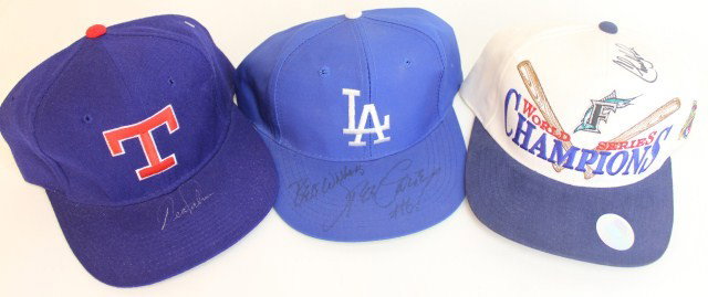 3 SIGNED MLB - MAJOR LEAGUE BASEBALL HATS: 3 SIGNED MLB - MAJOR LEAGUE BASEBALL HATS Texas Rangers' Dean Palmer. Florida Marlins' Charles Johnson. LA Dodgers' Steve Garvey. All three of these hats were signed in the presence of the consignor.