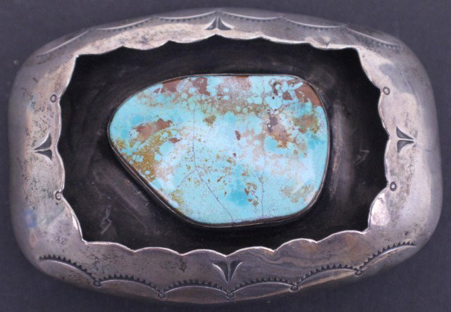 BIEN MUR STERLING TURQUOISE BELT BUCKLE SIGNED: BIEN MUR STERLING TURQUOISE BELT BUCKLE SIGNED Bien Mur sterling silver and turquoise belt buckle. Done by the Native Indians in New Mexico signed CT 476. Weight: 80.7g Size: 3.5 x 2.5"
