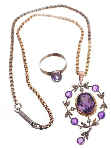 VICTORIAN 9K GOLD & AMETHYST RING & NECKLACE: VICTORIAN 9K GOLD & AMETHYST RING & NECKLACE Victorian English 9K rose gold ring and necklace. Solitaire oval cut amethyst accents the ring, inscribed CHB. Rose gold pendant with central oval cut amet