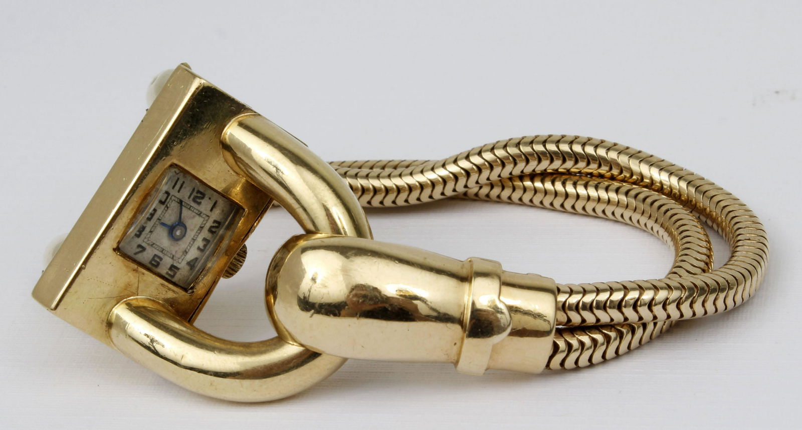 18K VANCLEEF & ARPELS CADENAS WATCH CIRCA 1940 (1 of 5)