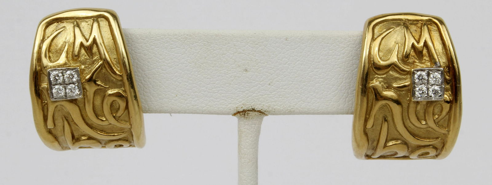 18K GOLD SEIDENGANG SG LOVE HEALTH EARRINGS (1 of 5)