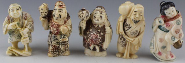 5 IVORY CARVED NETSUKE FIGURES: 5 IVORY CARVED NETSUKE FIGURES 5 Elephant ivory netsuke figures. 4 figures are male. All figures are standing upright holding various items. Size: approx 2''