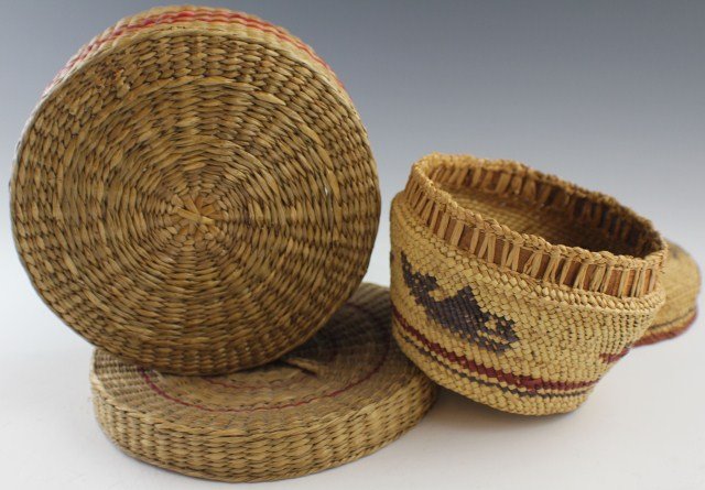 TWO MAKAH WICKER BASKETS: TWO MAKAH WICKER BASKETS Two Makah Wicker Baskets. Pre 1900, Made by the Makah tribe in NW Washington State. One basket is knobbed with a design of a canoe, and whales, measures 5 x 5". Second is lidd