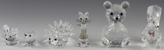 6 SWAROVSKI CRYSTAL FIGURES - BEAR SQUIRREL CAT: 6 SWAROVSKI CRYSTAL FIGURES - BEAR SQUIRREL CAT Retired Swarovski Group. 1997 SCS 10th Anniversary Squirrel from the SCS Commemorative Editions theme group, Large Bear #010009 from the Woodland Friend