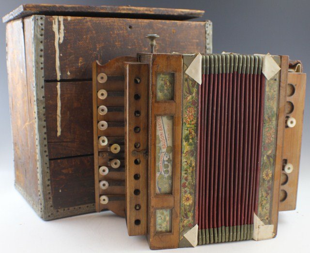 VINTAGE BALDONI BARTOLI ACCORDIAN: VINTAGE BALDONI BARTOLI ACCORDIAN Balodoni Bartoli New York company accordian in old wooden box. Early 1900s with Mother of Pearl and wooden keys in working order. One MoP button is missing and leathe