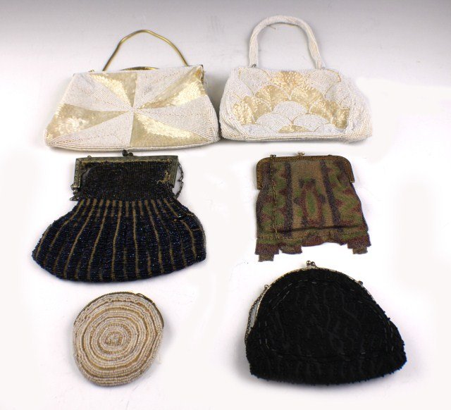 LOT OF SIX VINTAGE MESH AND BEADED PURSES: LOT OF SIX VINTAGE MESH AND BEADED PURSES Lot of Six Vintage Beaded and Mesh Purses. Lot contains the following; White beaded purse measures 9 x 6" with gold clasp and strap, minor losses around top r