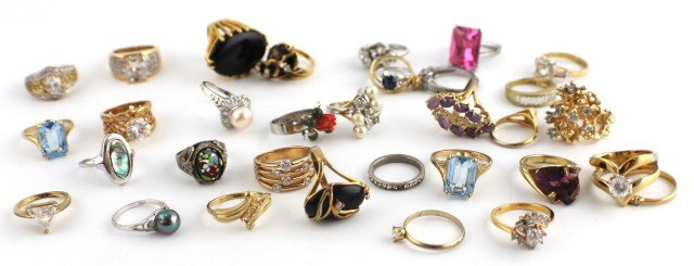 LOT OF 33 COSTUME/FASHION RINGS: LOT OF 33 COSTUME/FASHION RINGS Various makers including "Avon" and others. Some sterling, some gold plated. Weight: .3 lb, Size: varies, Est. 50-75, Lot 30486