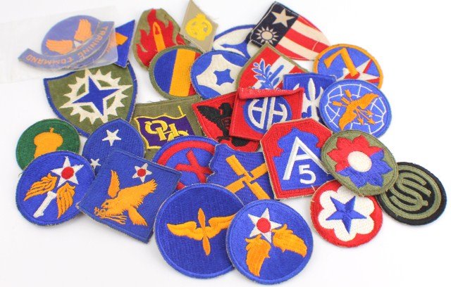 LOT OF 29 US ARMY & AIR CORPS PATCHES Mostly WWII: LOT OF 29 US ARMY & AIR CORPS PATCHES Mostly WWII Patches include: Army Air Corps 1st, 2nd, 7th, Training Command, Army Air Forces. Armies: 5th, Army Service Forces. Corps: 9th, 12th. Divisions: 65th,