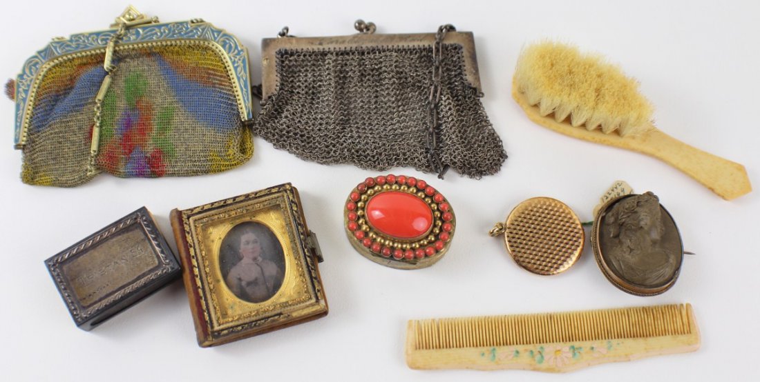 MIXED LOT OF VINTAGE ITEMS: MIXED LOT OF VINTAGE ITEMS Mixed lot of vintage items, including: child's brush and comb set in original box; small tin type photo of woman; two mesh purses (one engraved Sara Elizabeth Reid, sterling