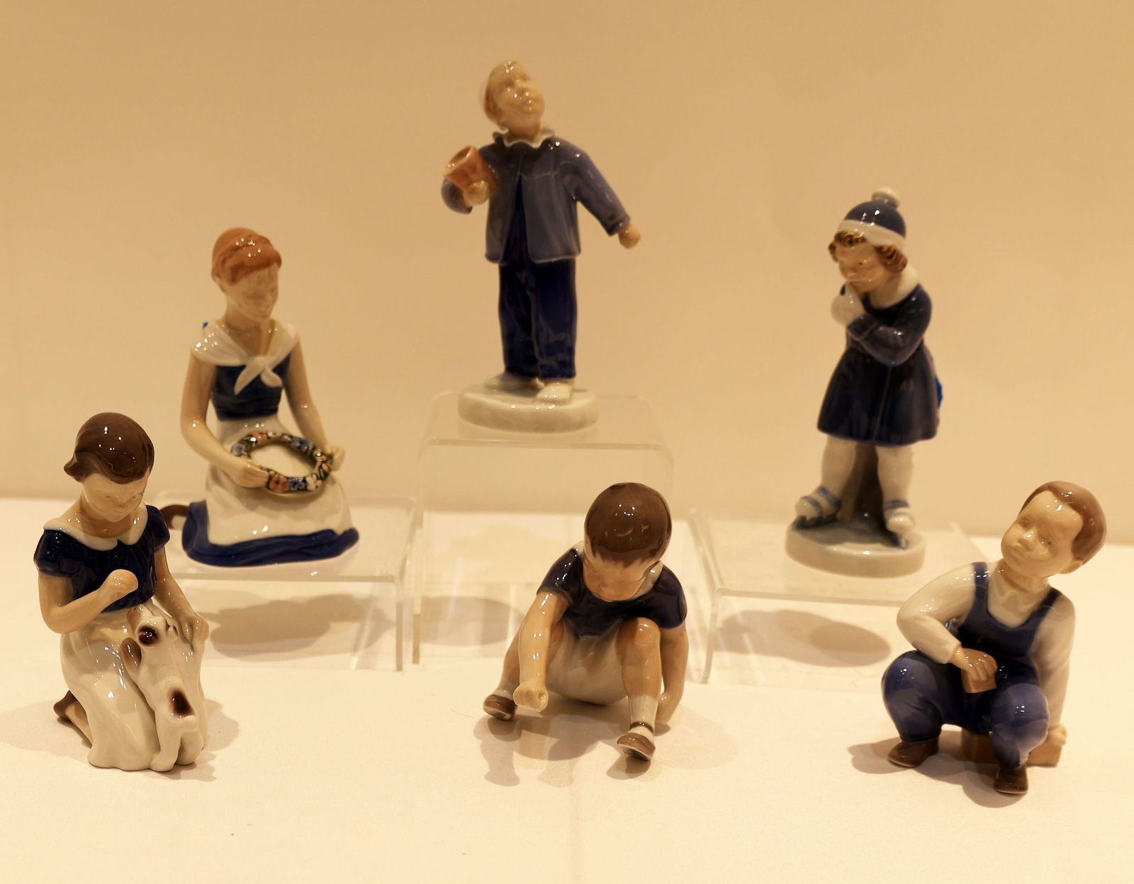 BING & GRONDEL LOT OF 6 CHILDREN (1 of 3)