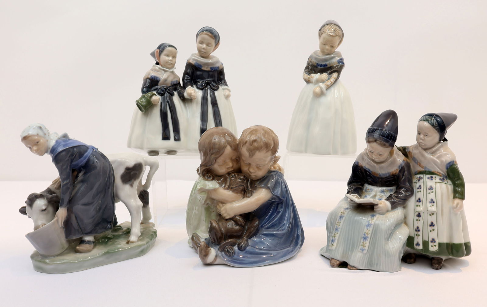 ROYAL COPENHAGEN LOT OF 5 FIGURINES (1 of 3)