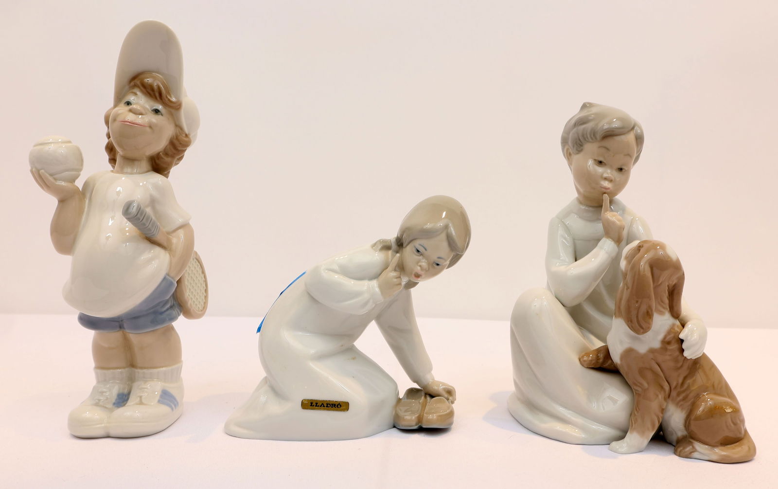 LLADRO LOT OF 3 CHILDREN FIGURINES (1 of 3)