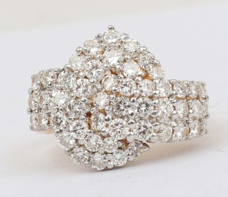 18K LADIES YELLOW GOLD DIAMOND RING 3 CARAT TOTAL