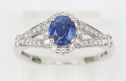 18K WHITE GOLD DIAMOND & SAPPHIRE ACCENT RING