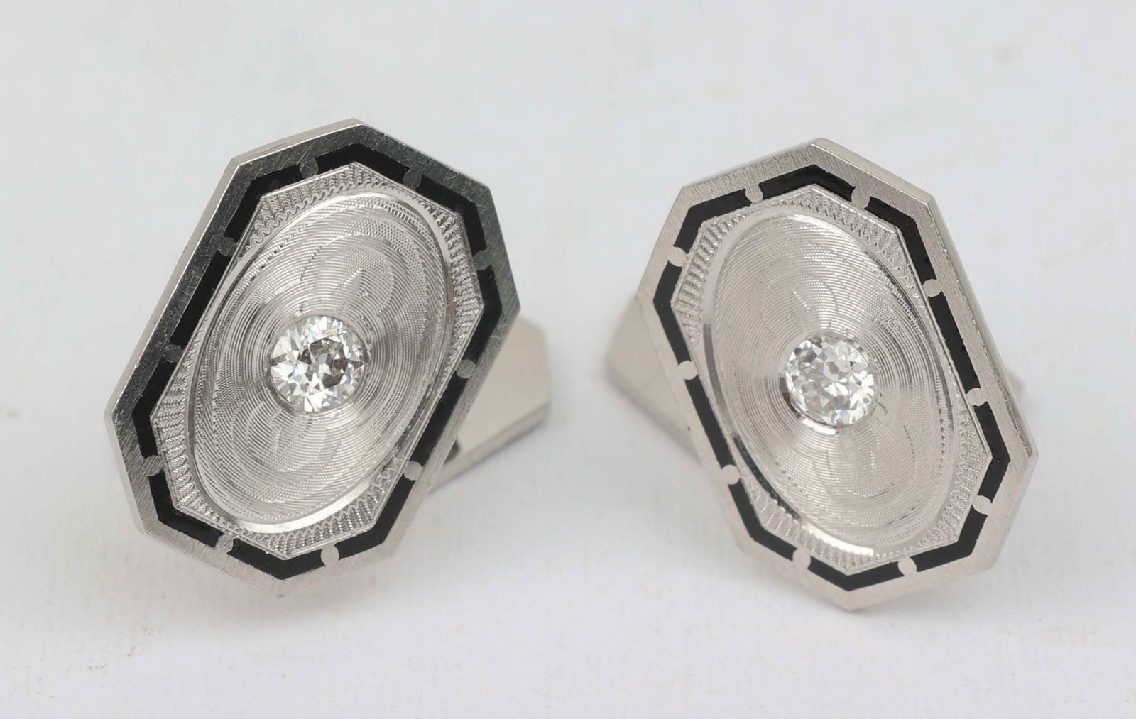 18K & PLATINUM MID CENTURY MODERN CUFFLINKS (1 of 3)